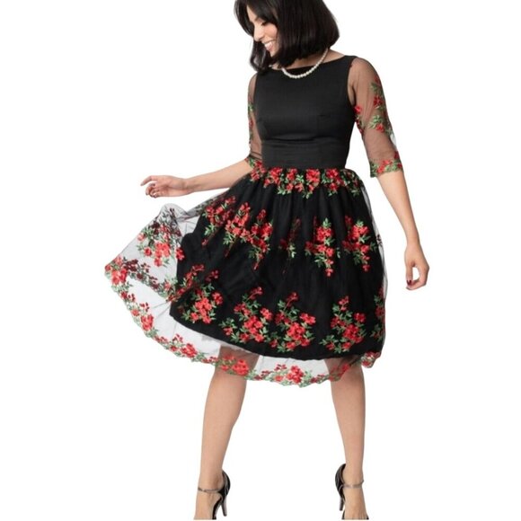 Magnolia Place Audrey Swing Dress Midi Embroidered Sheer 3/4 Sleeve Size S - Picture 1 of 7